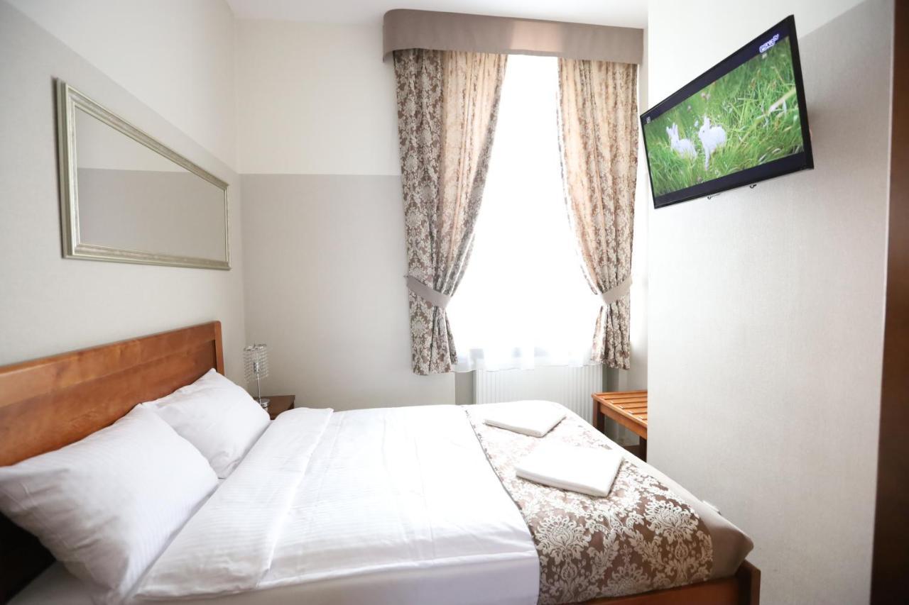 Dream Garden Palace Aparthotel Krasków Eksteriør bilde