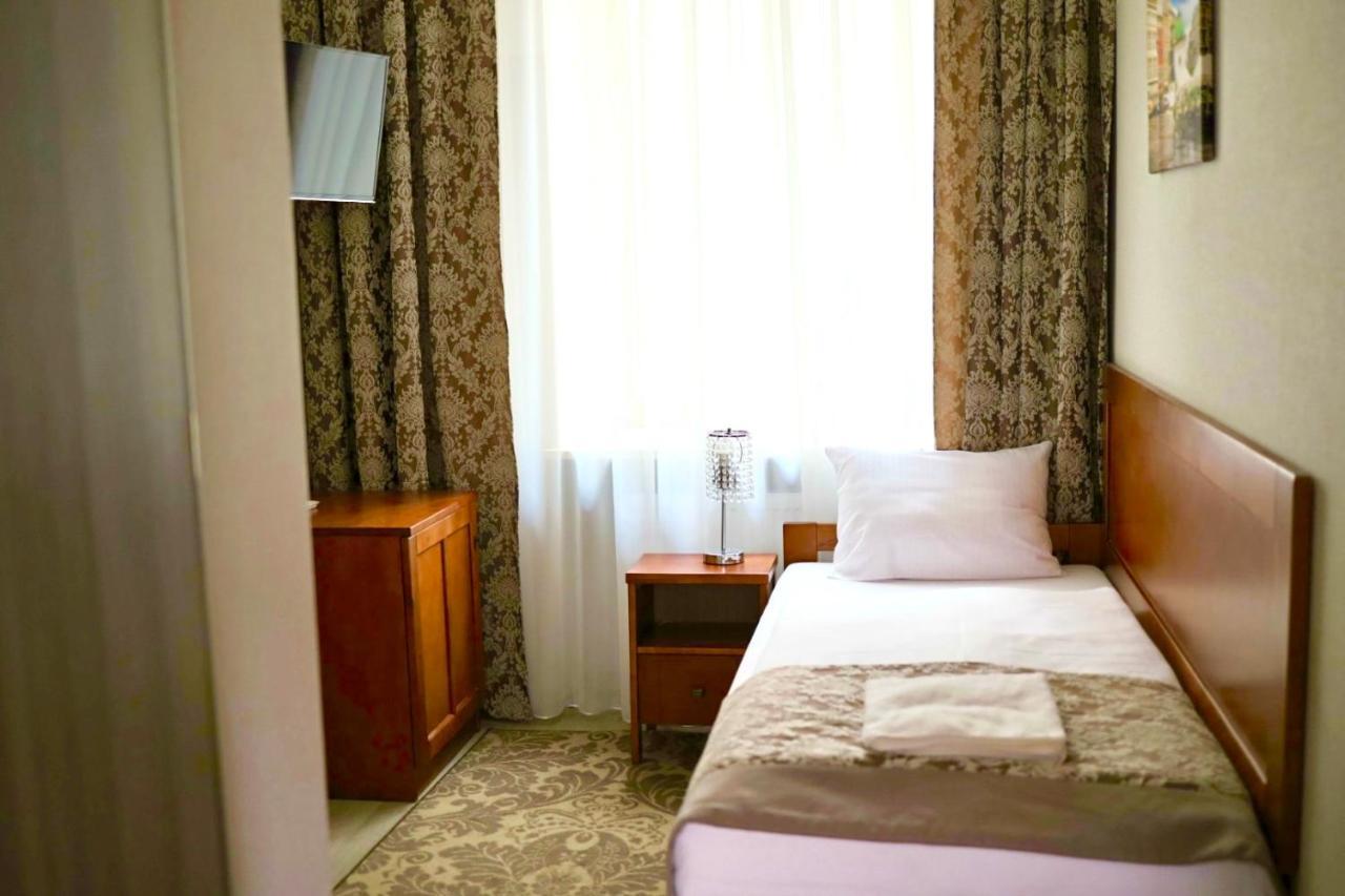 Dream Garden Palace Aparthotel Krasków Eksteriør bilde