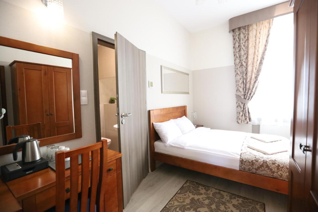 Dream Garden Palace Aparthotel Krasków Eksteriør bilde